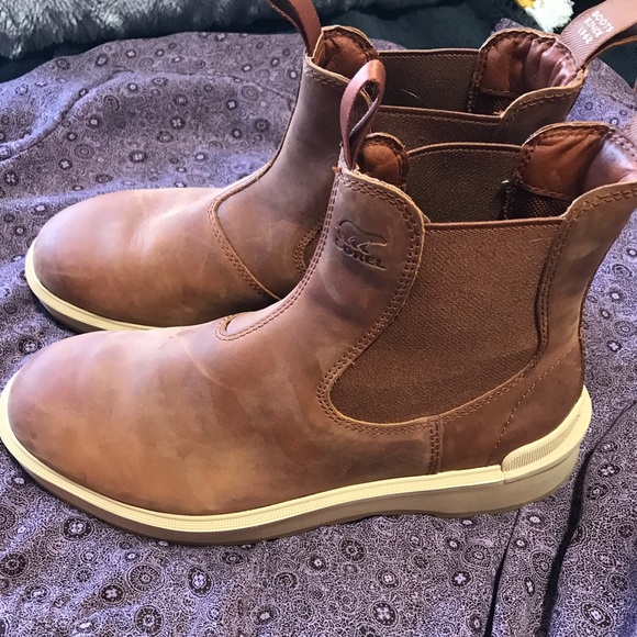 Sorel boots- Excellent condition - Picture 1 of 8